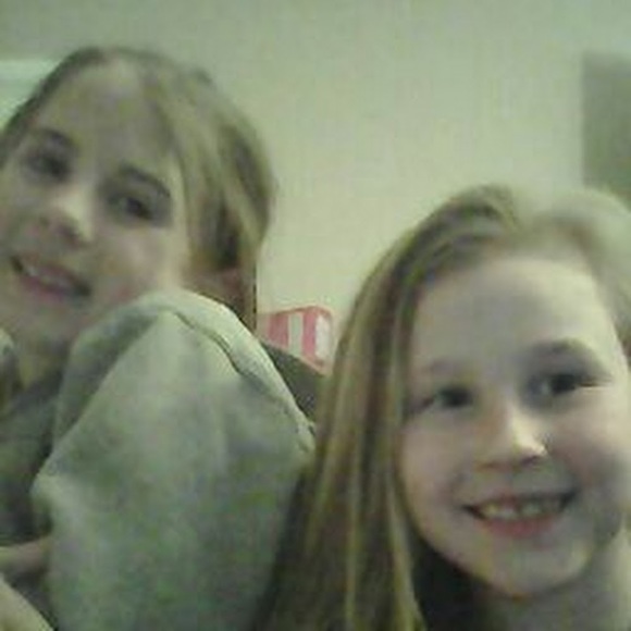 Meet your Posher, Jessica - Picture 1 of 1